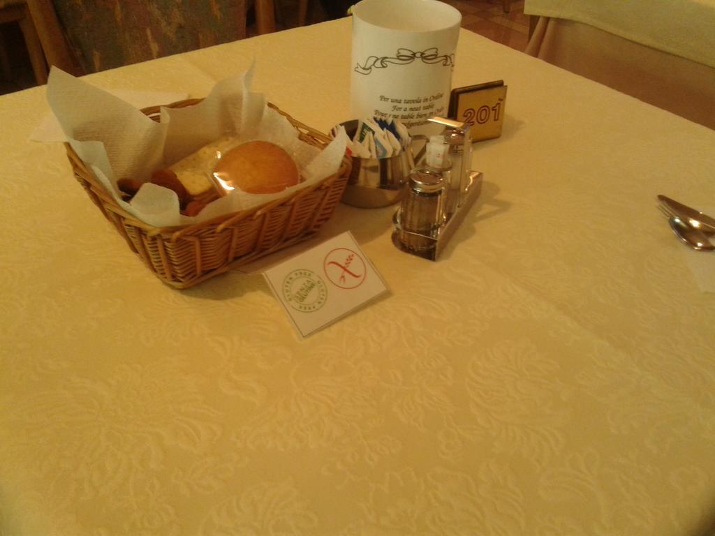 Hotel Denny Пинцоло Экстерьер фото