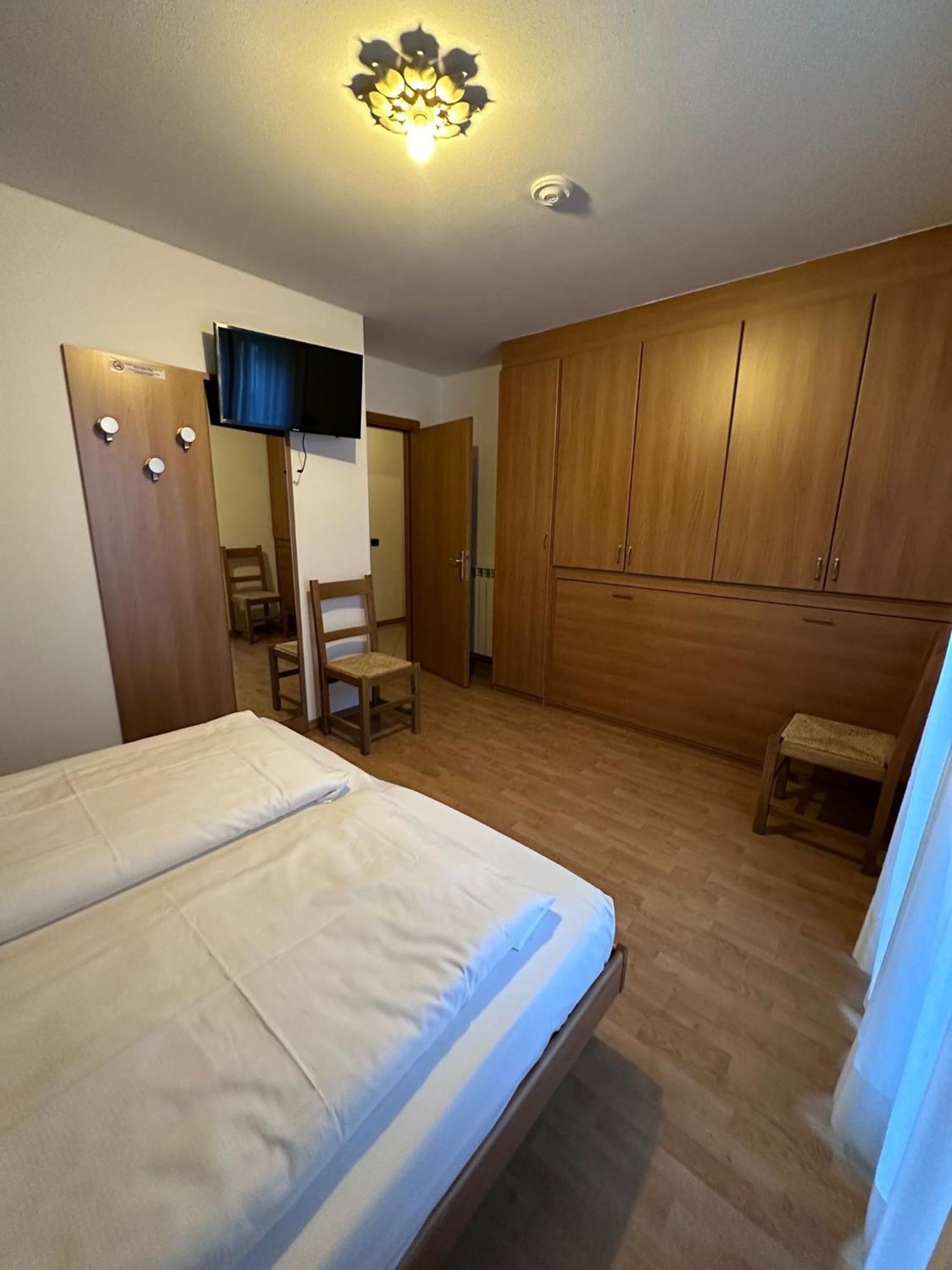 Hotel Denny Пинцоло Экстерьер фото
