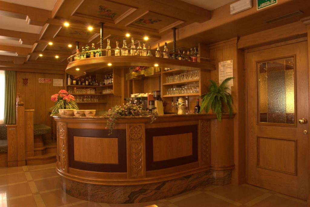 Hotel Denny Пинцоло Экстерьер фото